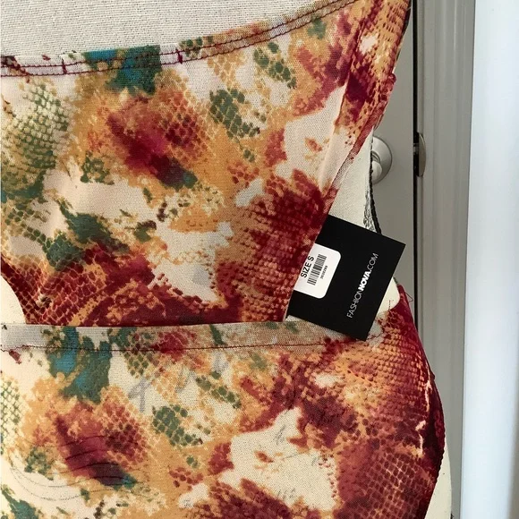 ♠️ Halter Style Bodysuit ♠️ - Picture 5 of 10